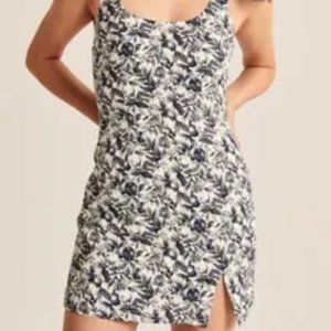 Abercrombie & Fitch NWT 90s Slip Mini Dress Blue White Floral with Scrunchie